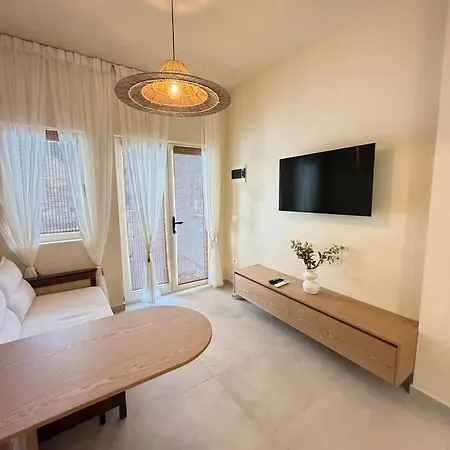 Delor Santorini Διαμέρισμα Dhërmi